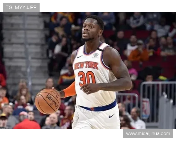 NBA多队交易流言升温季中竞争格局或将迎来剧烈变化风暴新篇章期待