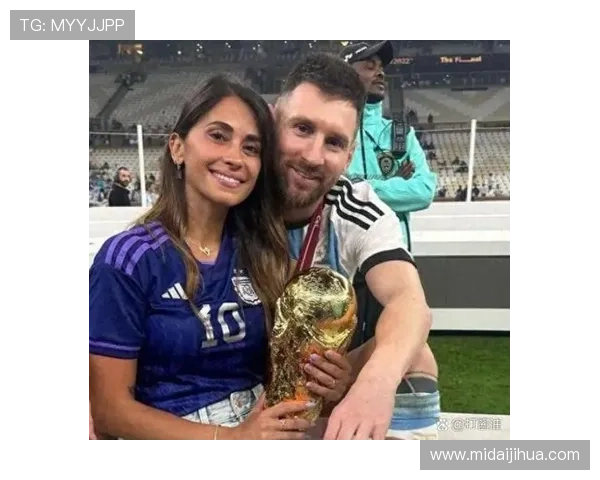 梅西宣布离开巴黎圣日耳曼加盟国际米兰引发全球震动，足球世界迎新篇章