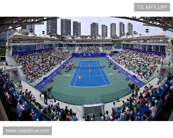 网球世界再掀热潮，顶级赛事战况激烈新星崛起引发关注